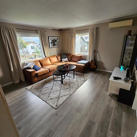 Fin 3Roms Leilighet Tromsø Buitenkant foto